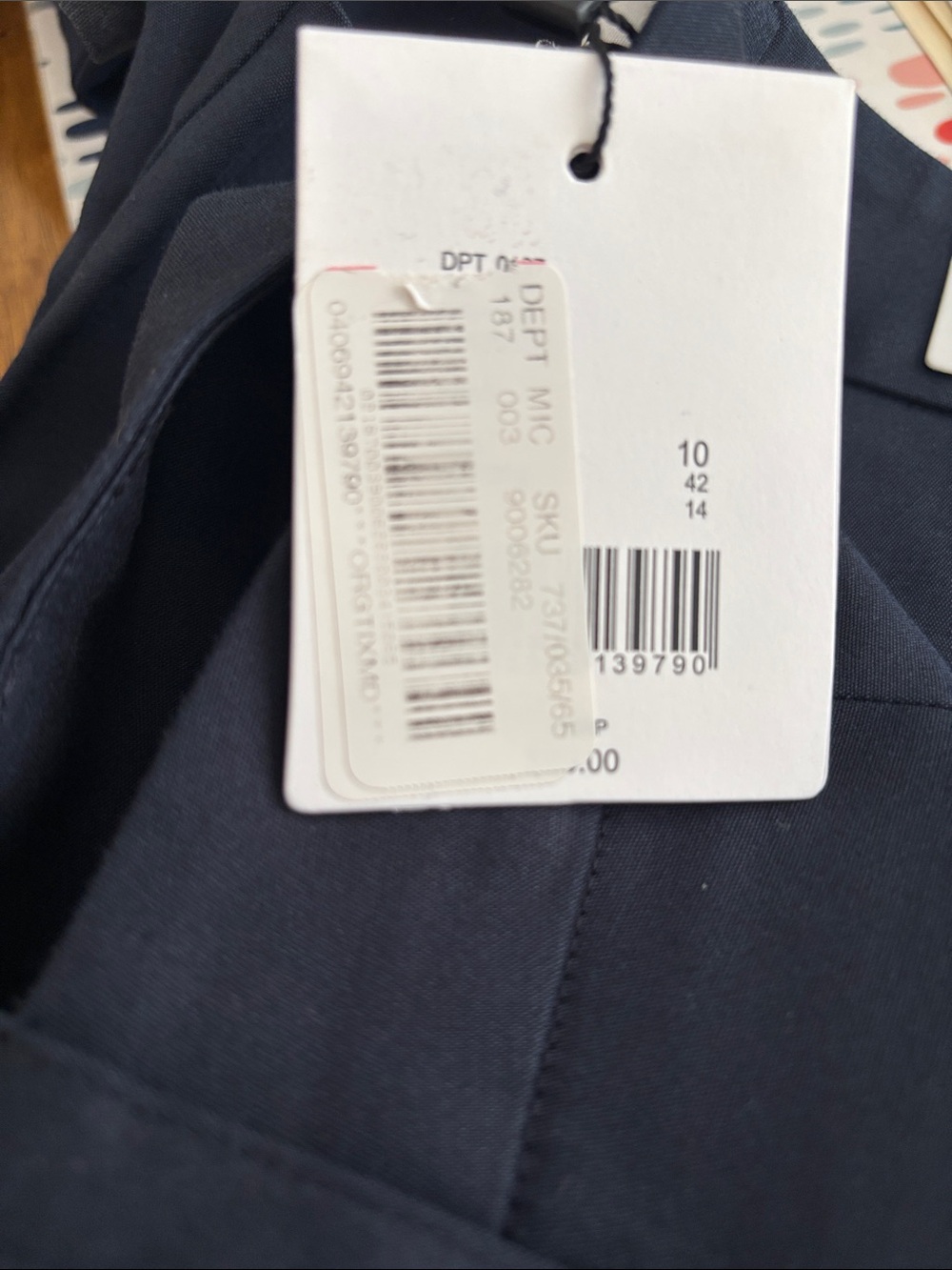 Gibson Latimer Navy Mid-Rise City Shorts - Picture 5 of 5
